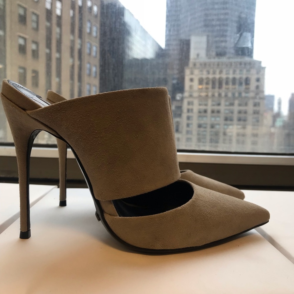 Schutz Suede Pumps, worn only a few times.